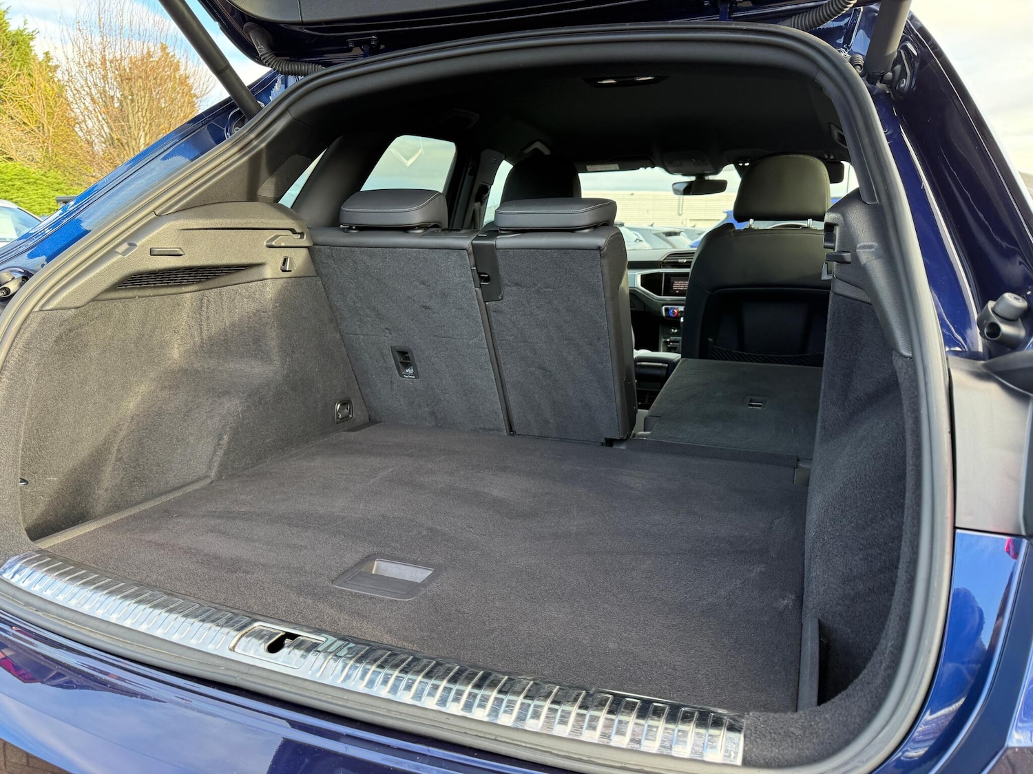 Used Audi Q3 2020 for sale - 76689781: Photo 32