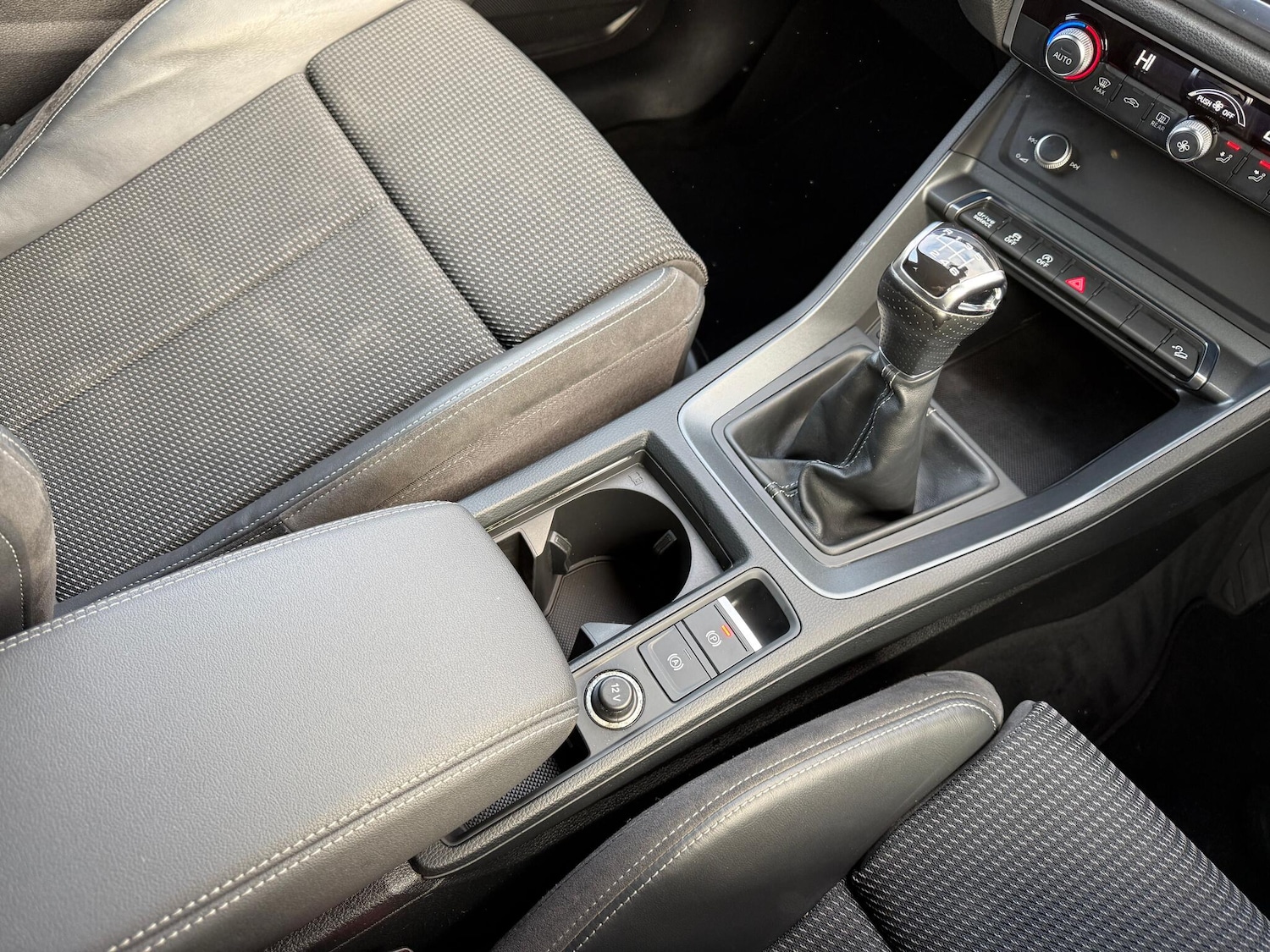 Used Audi Q3 2020 for sale - 76689781: Photo 36