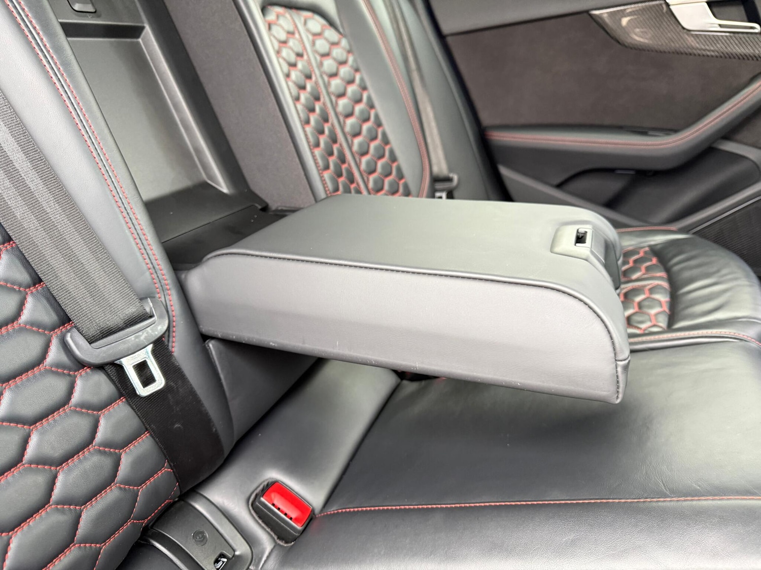 Used Audi RS4 Avant for sale - 77267574: Photo 47