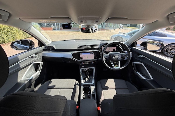 Used Audi Q3 2023 for sale - 75291791: Photo 3