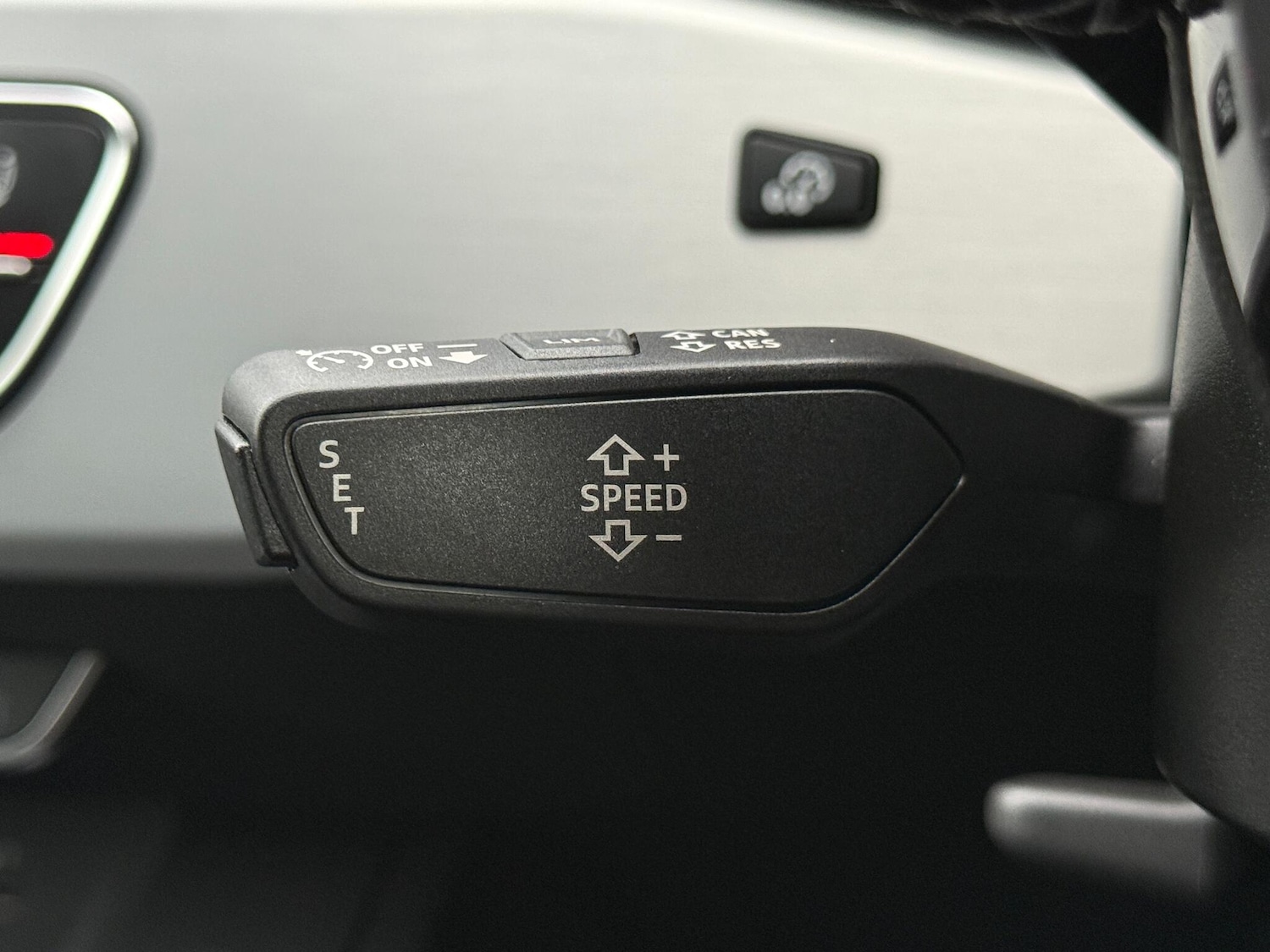 Used Audi A4 Avant 2023 for sale - 76388234: Photo 15