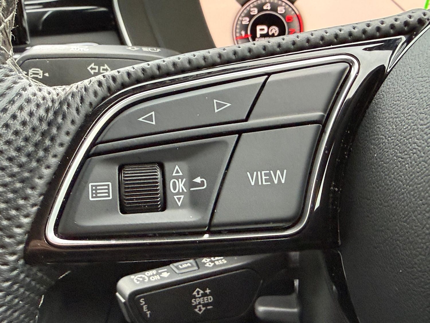 Used Audi A4 Avant 2023 for sale - 76388234: Photo 19