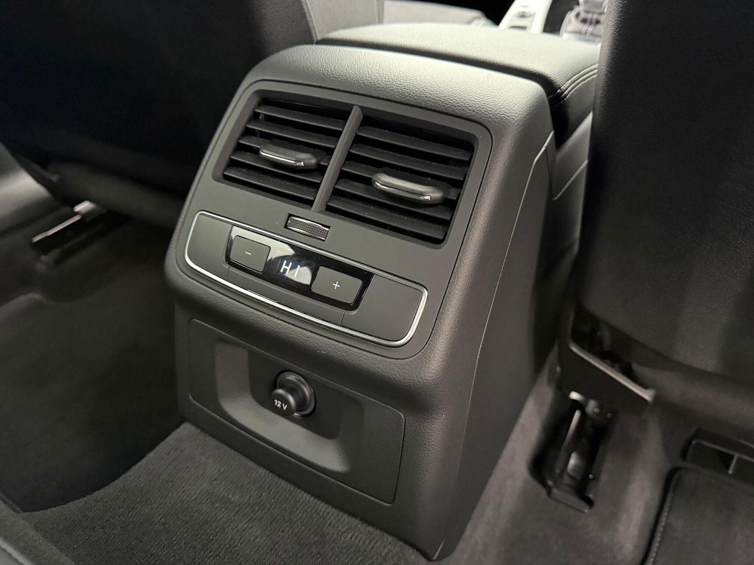 Used Audi A4 Avant 2023 for sale - 76388234: Photo 45