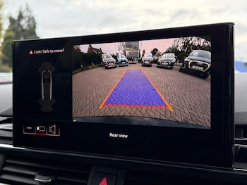 Used Audi A4 Avant 2023 for sale - 76388234: Photo