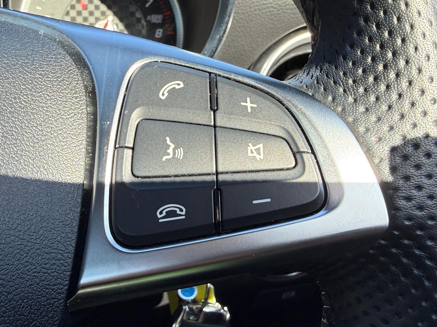 Used Mercedes-Benz SLC 2018 for sale - 76189146: Photo 15