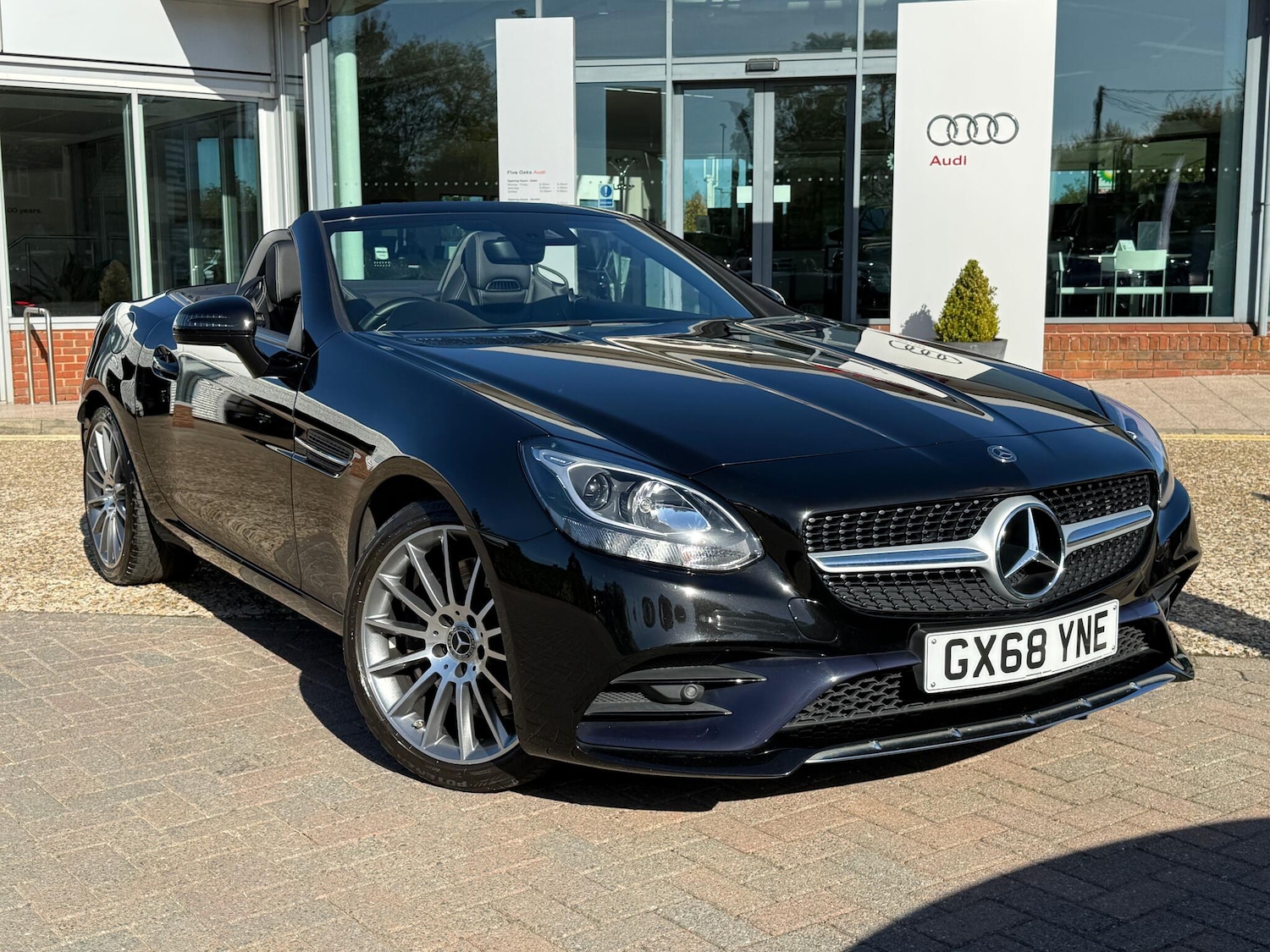 Used Mercedes-Benz SLC 2018 for sale - 76189146: Photo 17