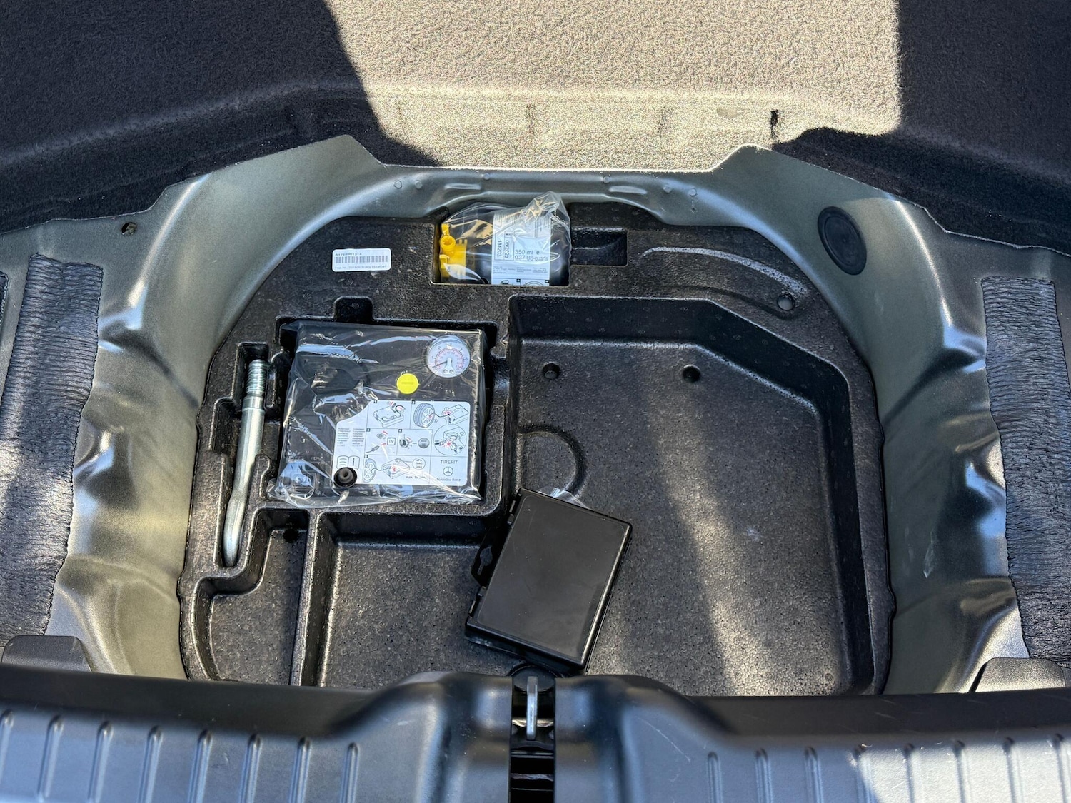 Used Mercedes-Benz SLC 2018 for sale - 76189146: Photo 25