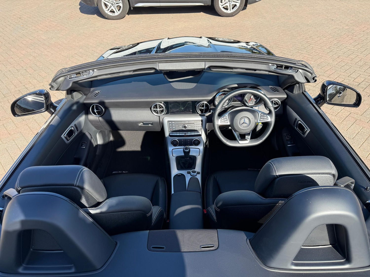 Used Mercedes-Benz SLC 2018 for sale - 76189146: Photo 3