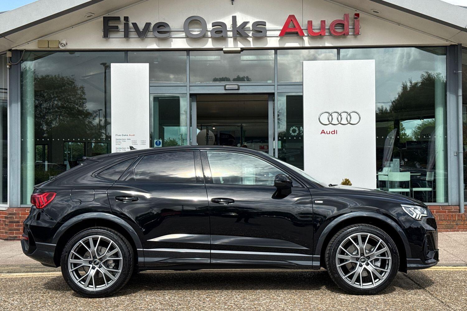 Used Audi Q3 2025 for sale - 76992395: Photo 2