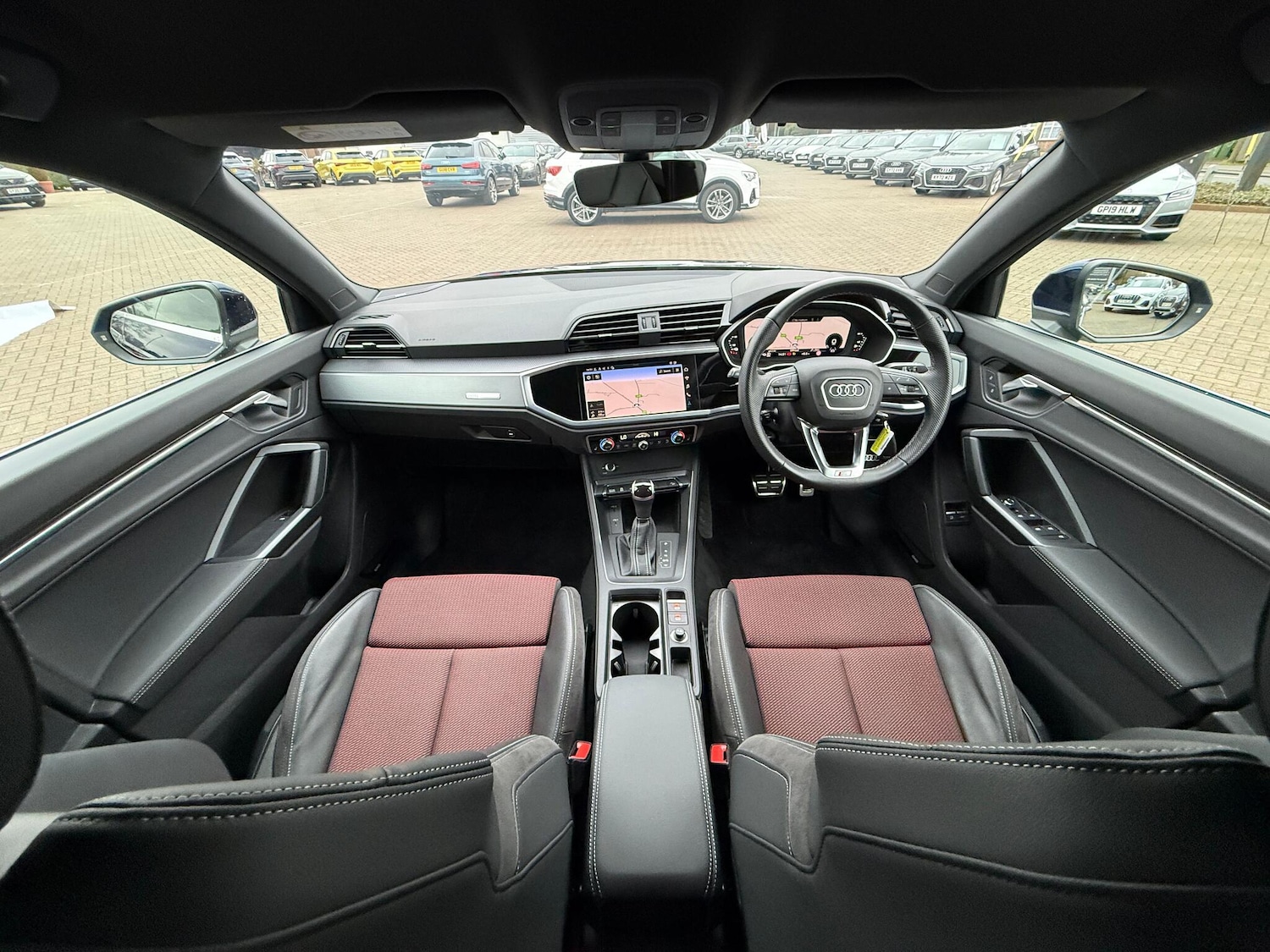 Used Audi Q3 for sale - 77279331: Photo 3