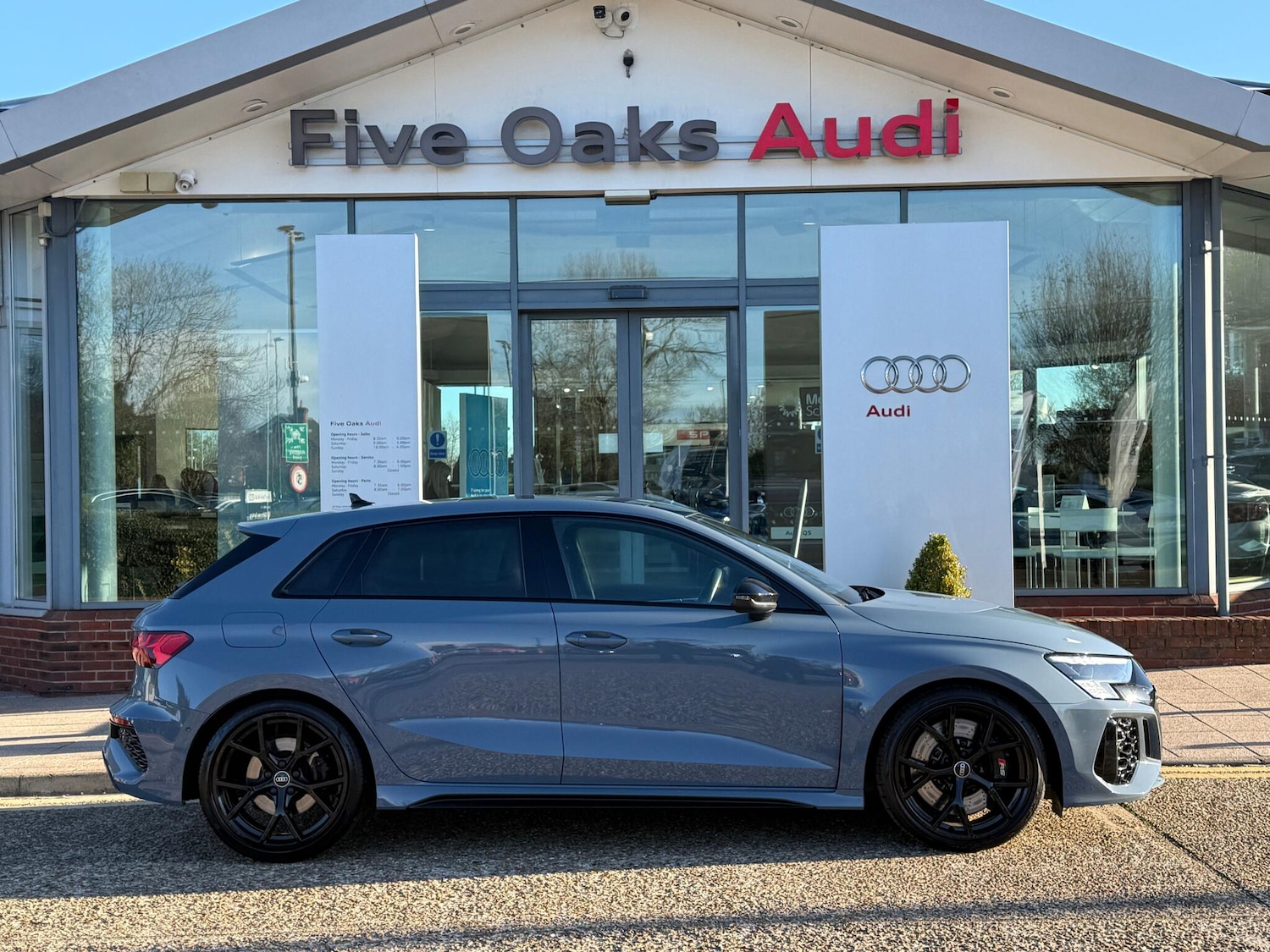 Used Audi RS3 2022 for sale - 76645960: Photo 2