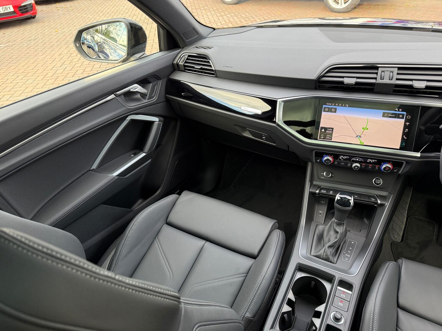 Used Audi Q3 for sale - 77497152: Photo 42