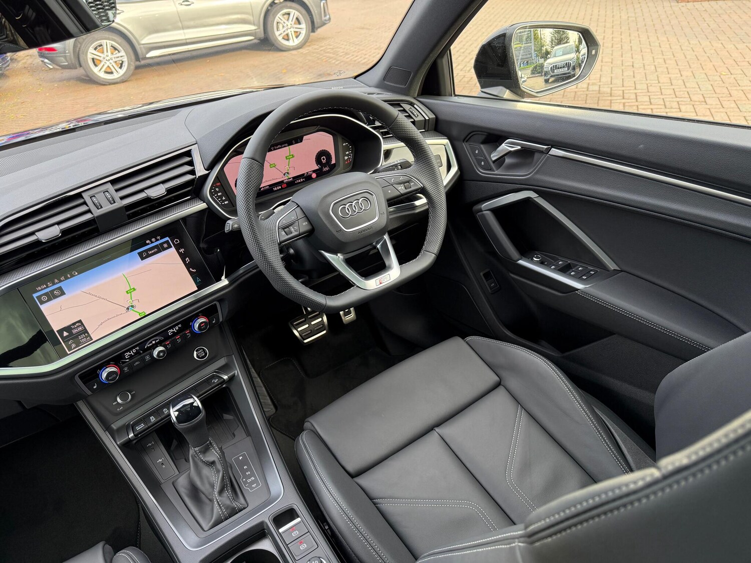 Used Audi Q3 for sale - 77497152: Photo 44