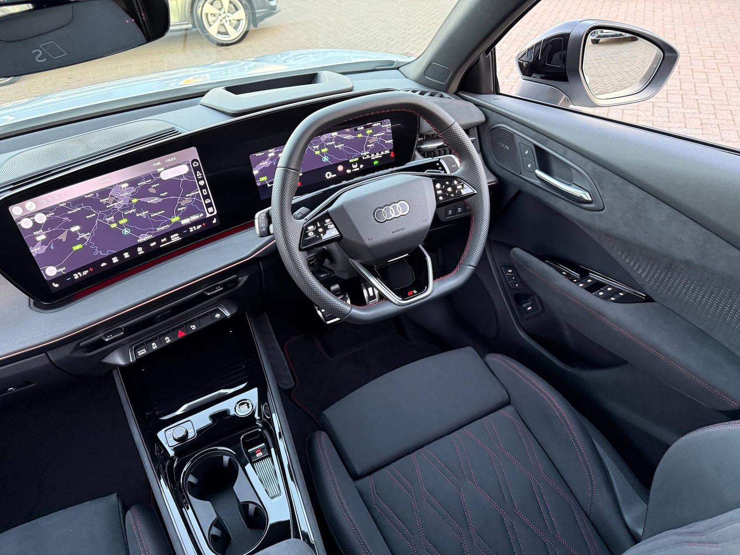 Used Audi Q3 for sale - 77175308: Photo 40