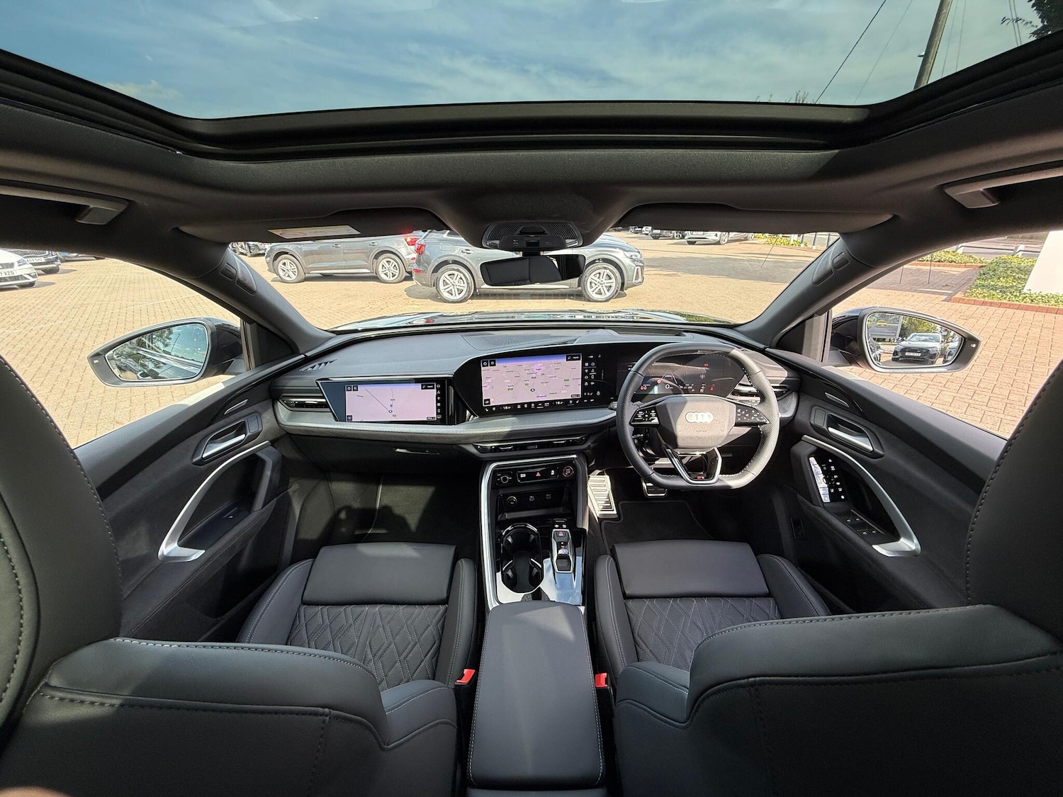 Used Audi SQ5 2025 for sale - 76360414: Photo 3