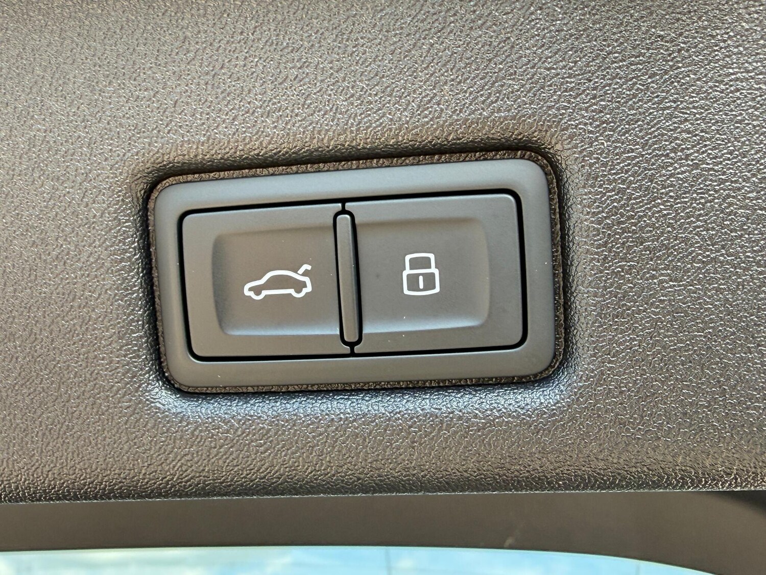 Used Audi SQ5 2025 for sale - 76360414: Photo 38