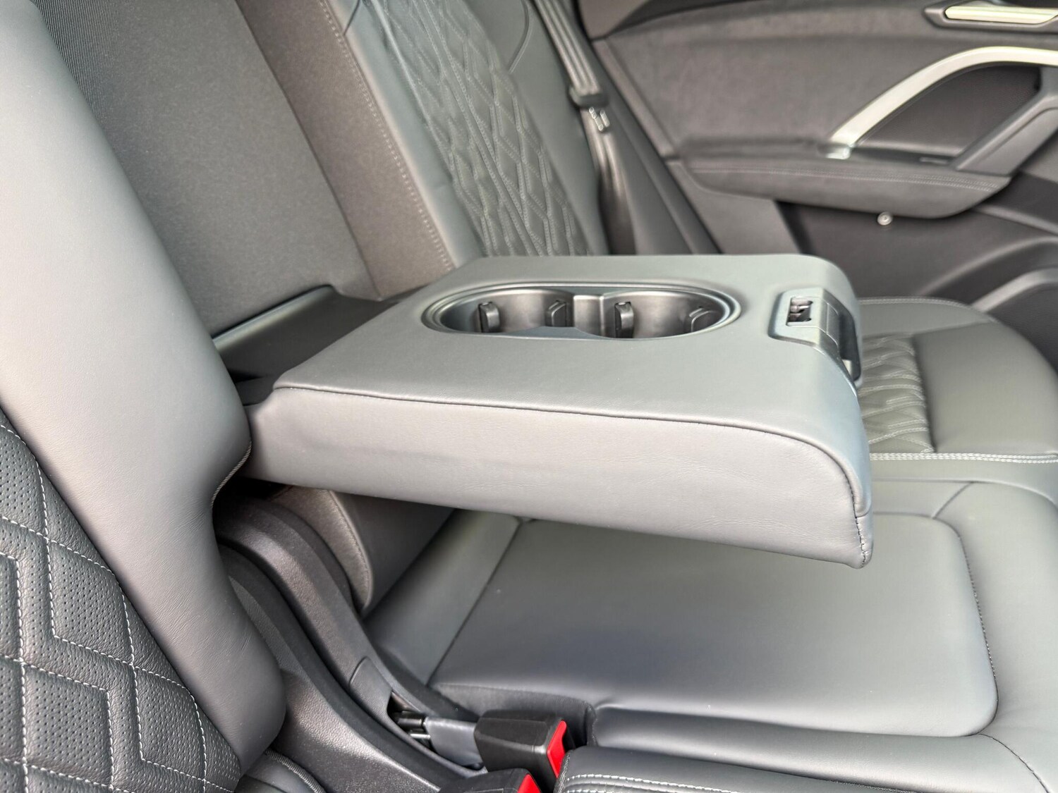 Used Audi SQ5 2025 for sale - 76360414: Photo 46