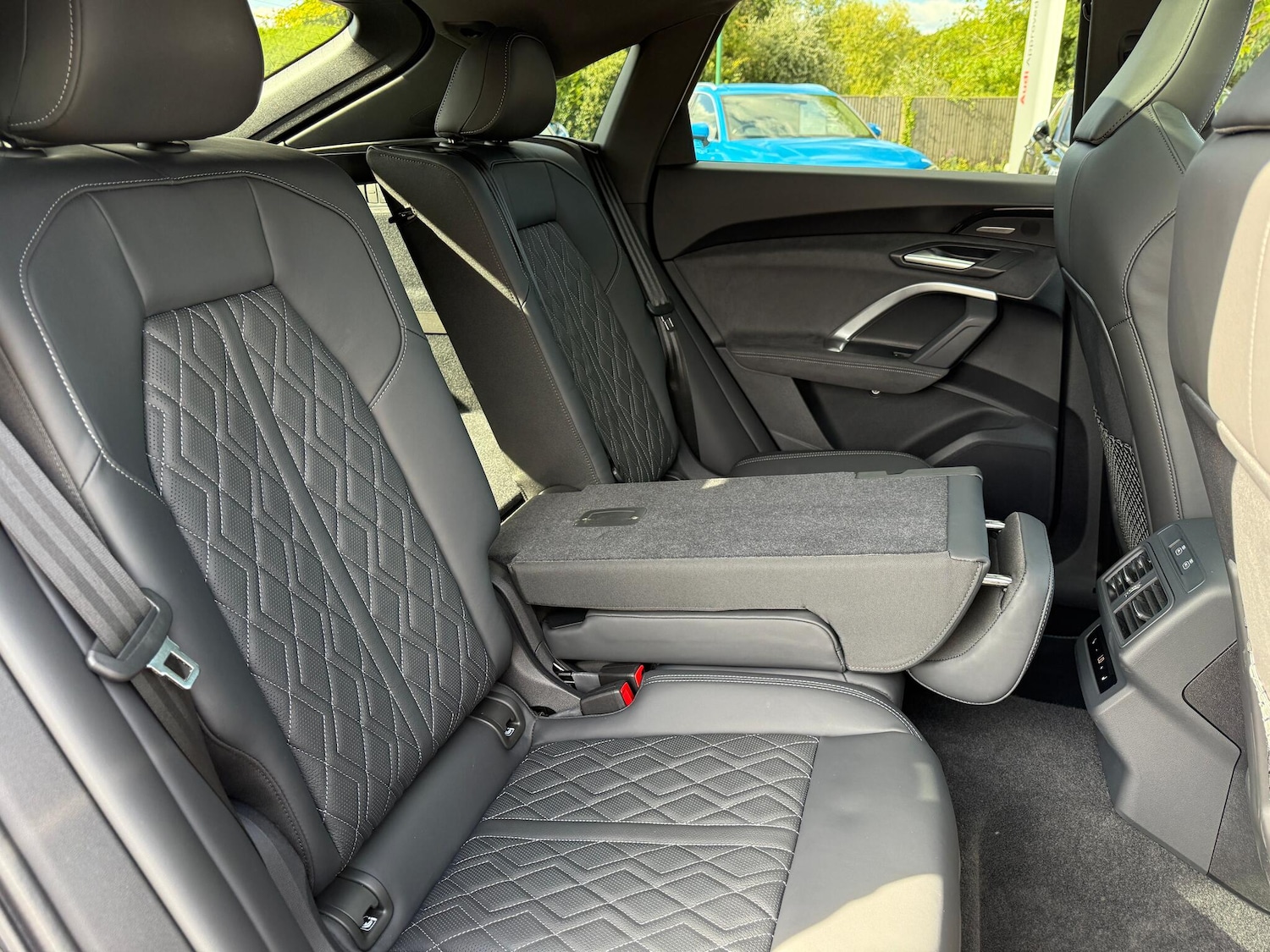 Used Audi SQ5 2025 for sale - 76360414: Photo 47