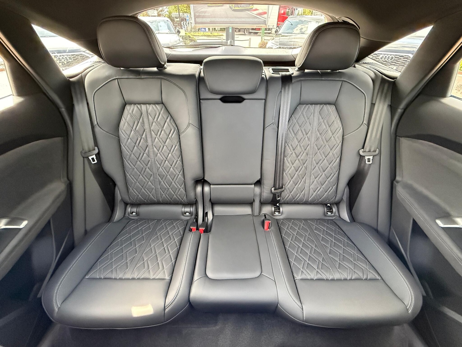 Used Audi SQ5 2025 for sale - 76360414: Photo 7