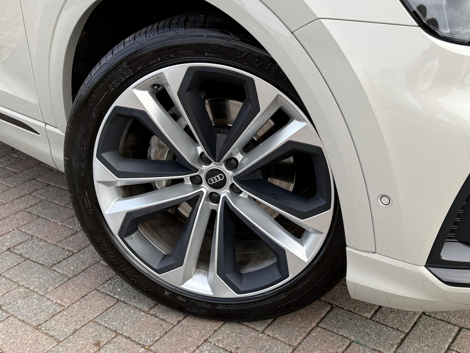 Used Audi Q8 2021 for sale - 76538380: Photo 8