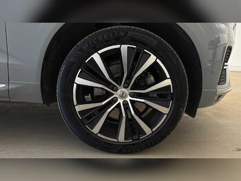 Used Volvo XC60 2025 for sale - 78406510: Photo