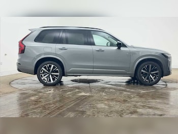 Used Volvo XC90 2025 for sale - 78262657: Photo