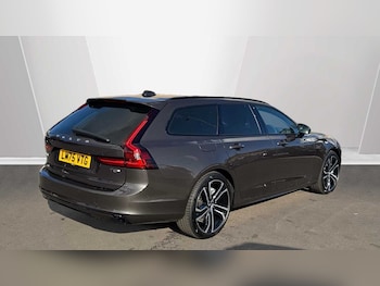 Used Volvo V90 2025 for sale - 78262705: Photo