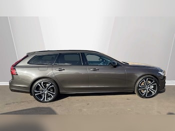 Used Volvo V90 2025 for sale - 78262705: Photo
