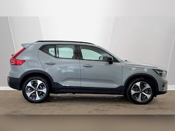 Used Volvo XC40 2025 for sale - 79418579: Photo