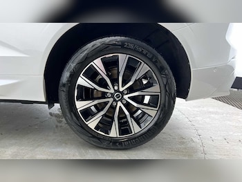 Used Volvo XC60 2022 for sale - 78533242: Photo