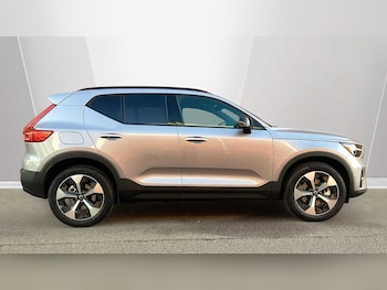 Used Volvo XC40 2026 for sale - 79070977: Photo