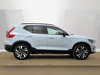 Used Volvo XC40 2024 for sale - 78523640: Photo