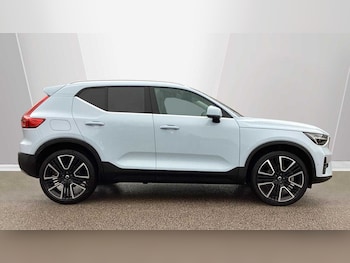 Used Volvo XC40 2025 for sale - 78262885: Photo