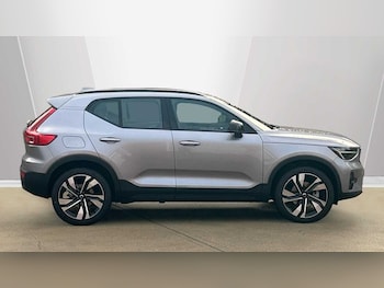 Used Volvo XC40 2025 for sale - 78262301: Photo