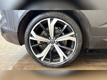 Used Volvo XC60 2025 for sale - 78262722: Photo