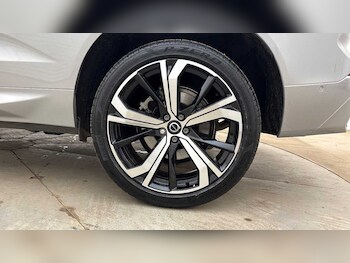 Used Volvo XC60 2025 for sale - 78406520: Photo