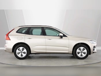 Used Volvo XC60 2025 for sale - 79418561: Photo