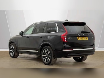 Used Volvo XC90 2025 for sale - 79338110: Photo
