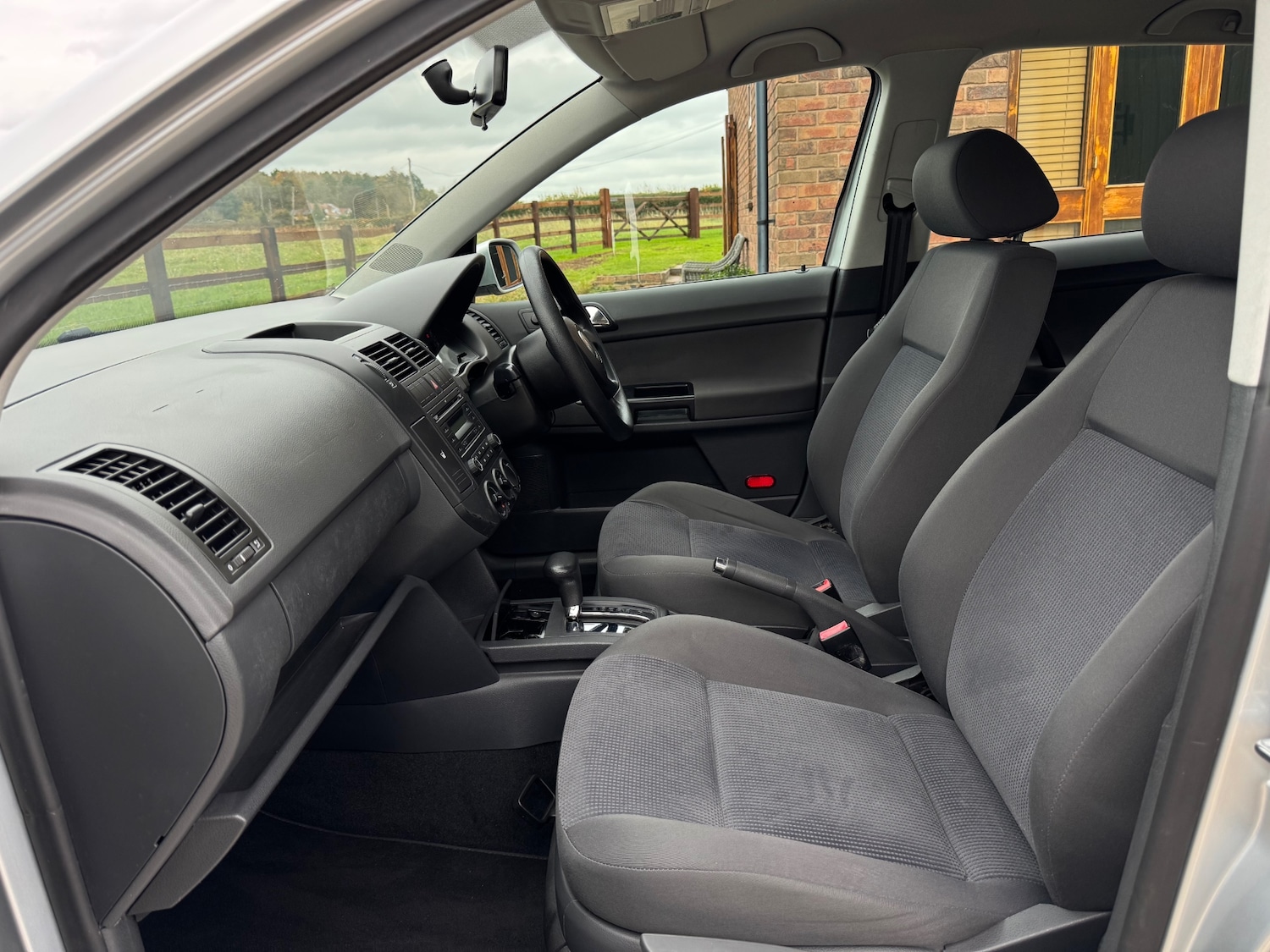 Used Volkswagen Polo 2006 for sale - 76466085: Photo 5