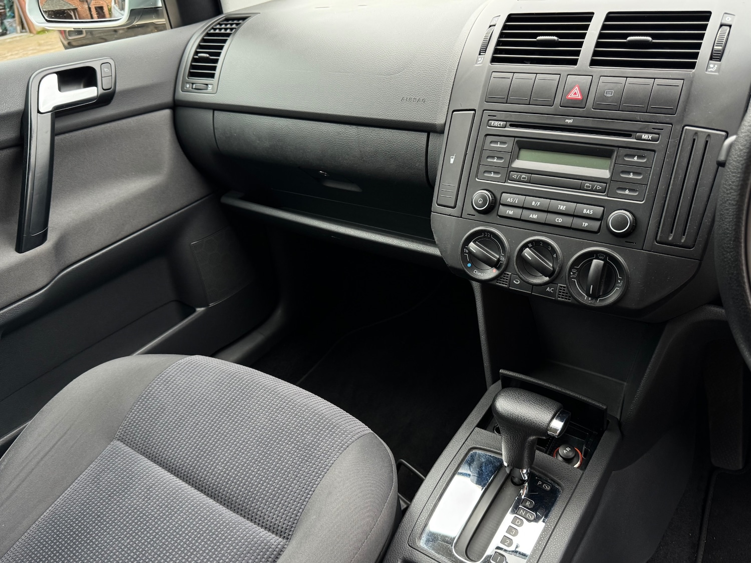 Used Volkswagen Polo 2006 for sale - 76466085: Photo 8