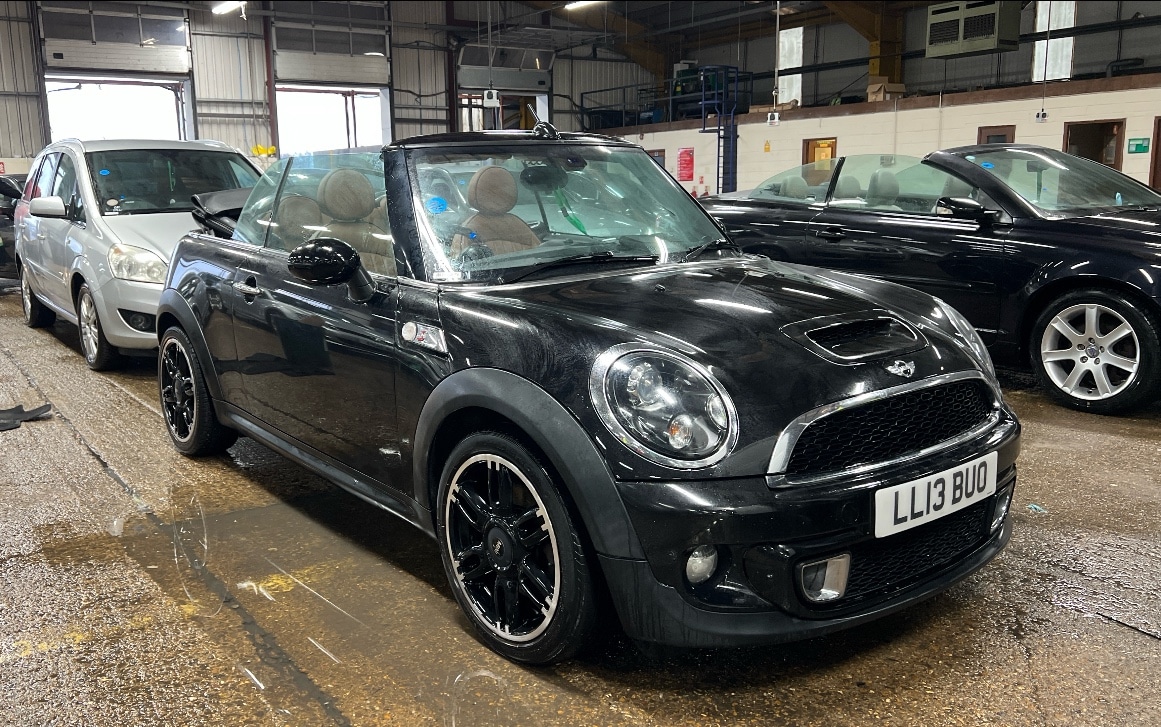 Used MINI Convertible 2013 for sale - 77508957: Photo 10