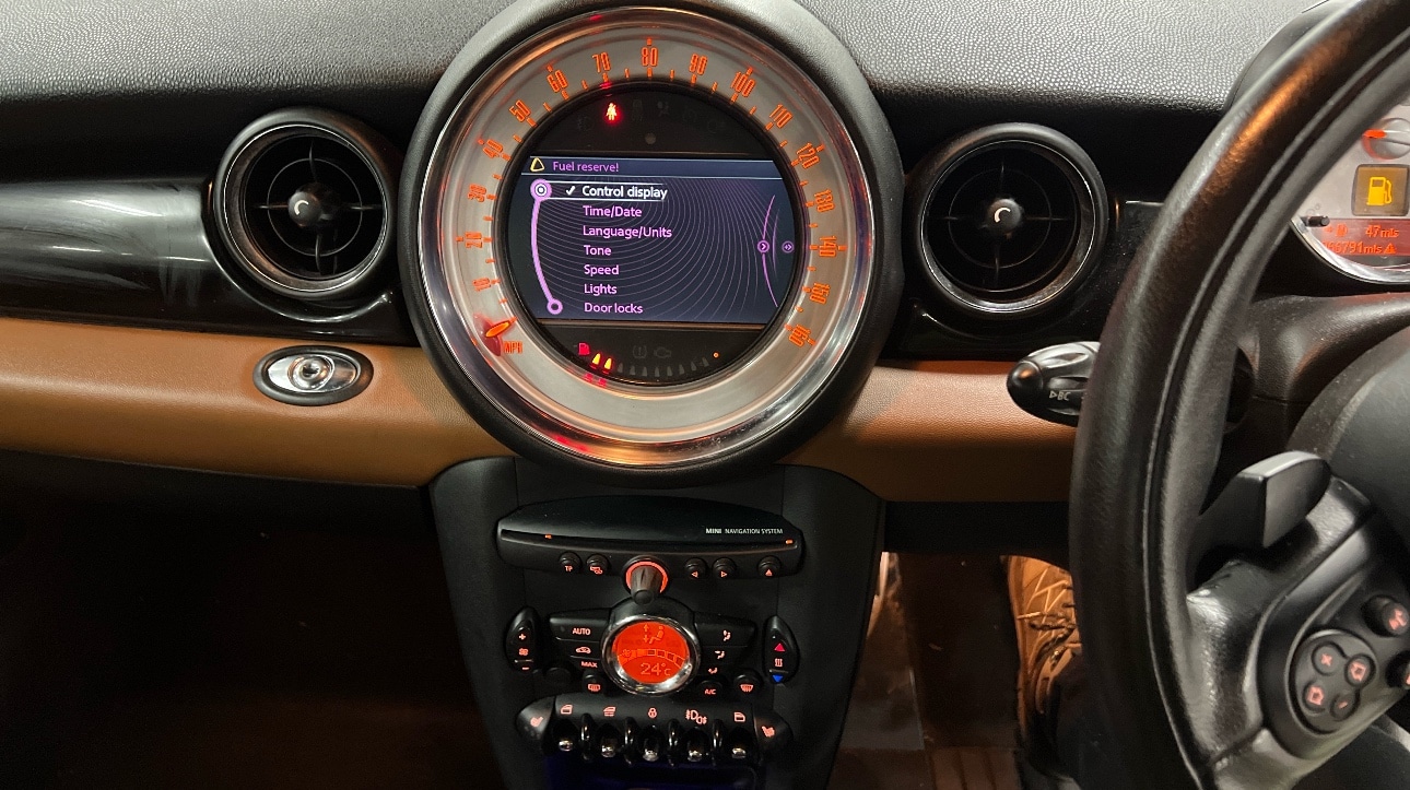 Used MINI Convertible 2013 for sale - 77508957: Photo 4