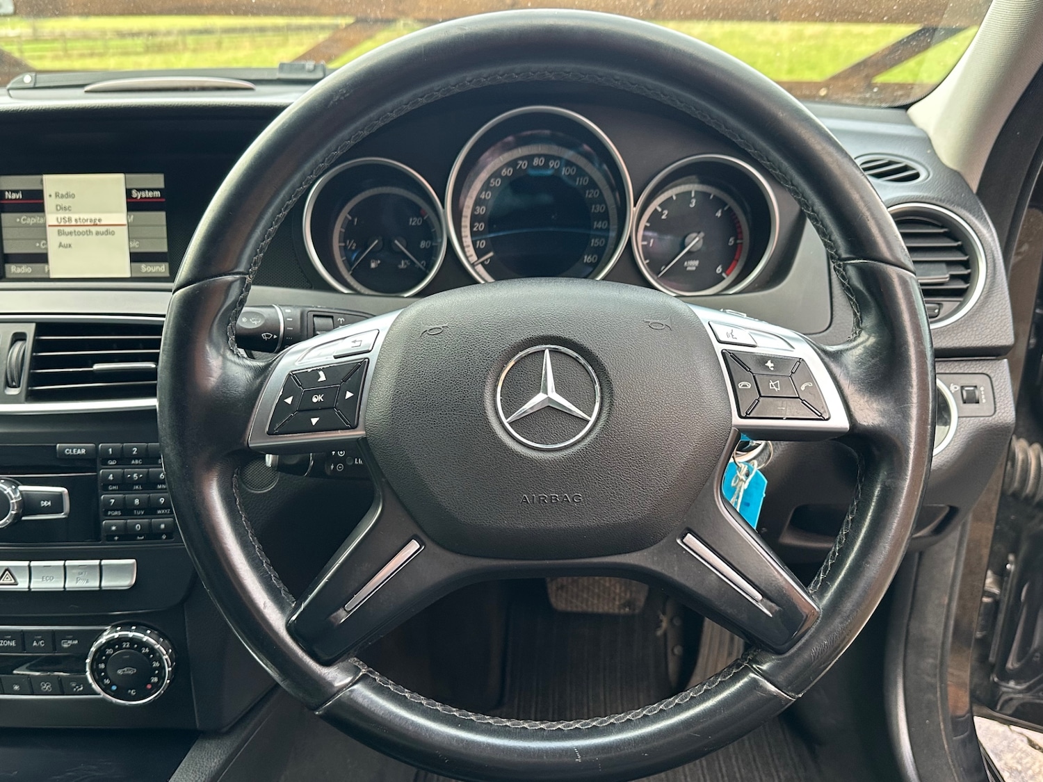 Used Mercedes-Benz C Class 2012 for sale - 77148180: Photo 12