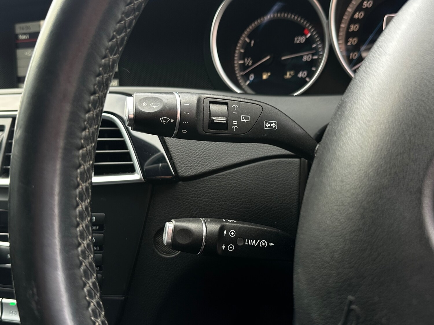 Used Mercedes-Benz C Class 2012 for sale - 77148180: Photo 15