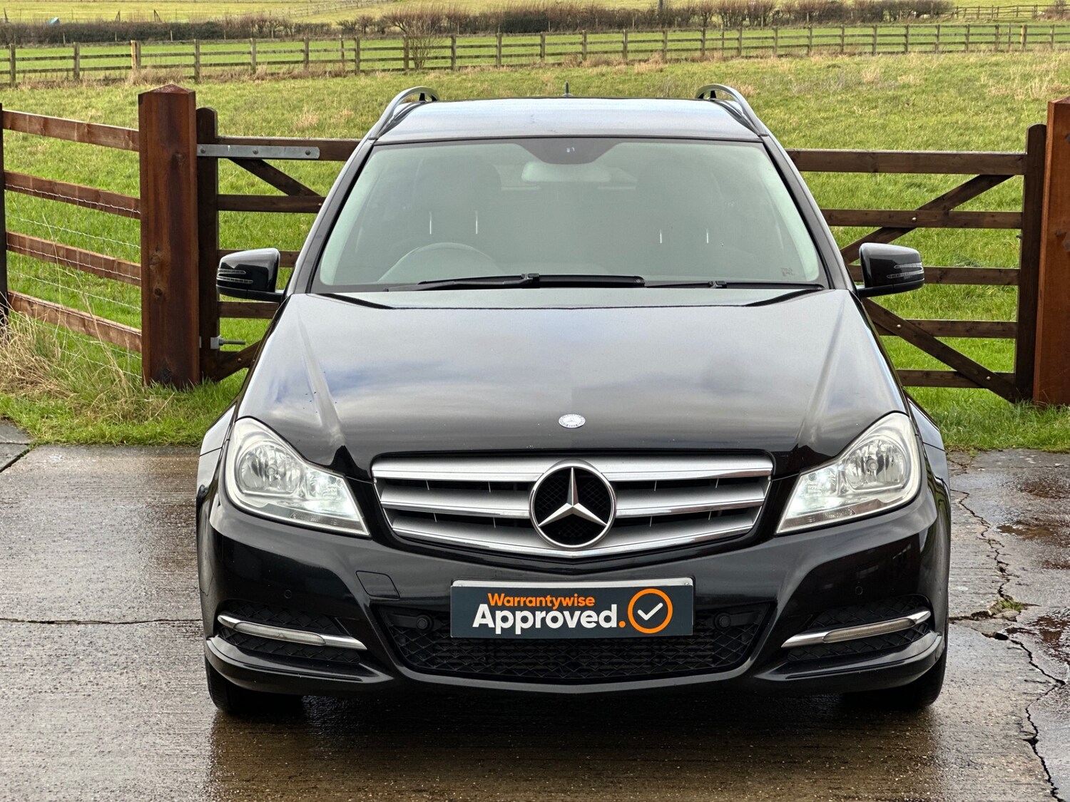 Used Mercedes-Benz C Class 2012 for sale - 77148180: Photo 21