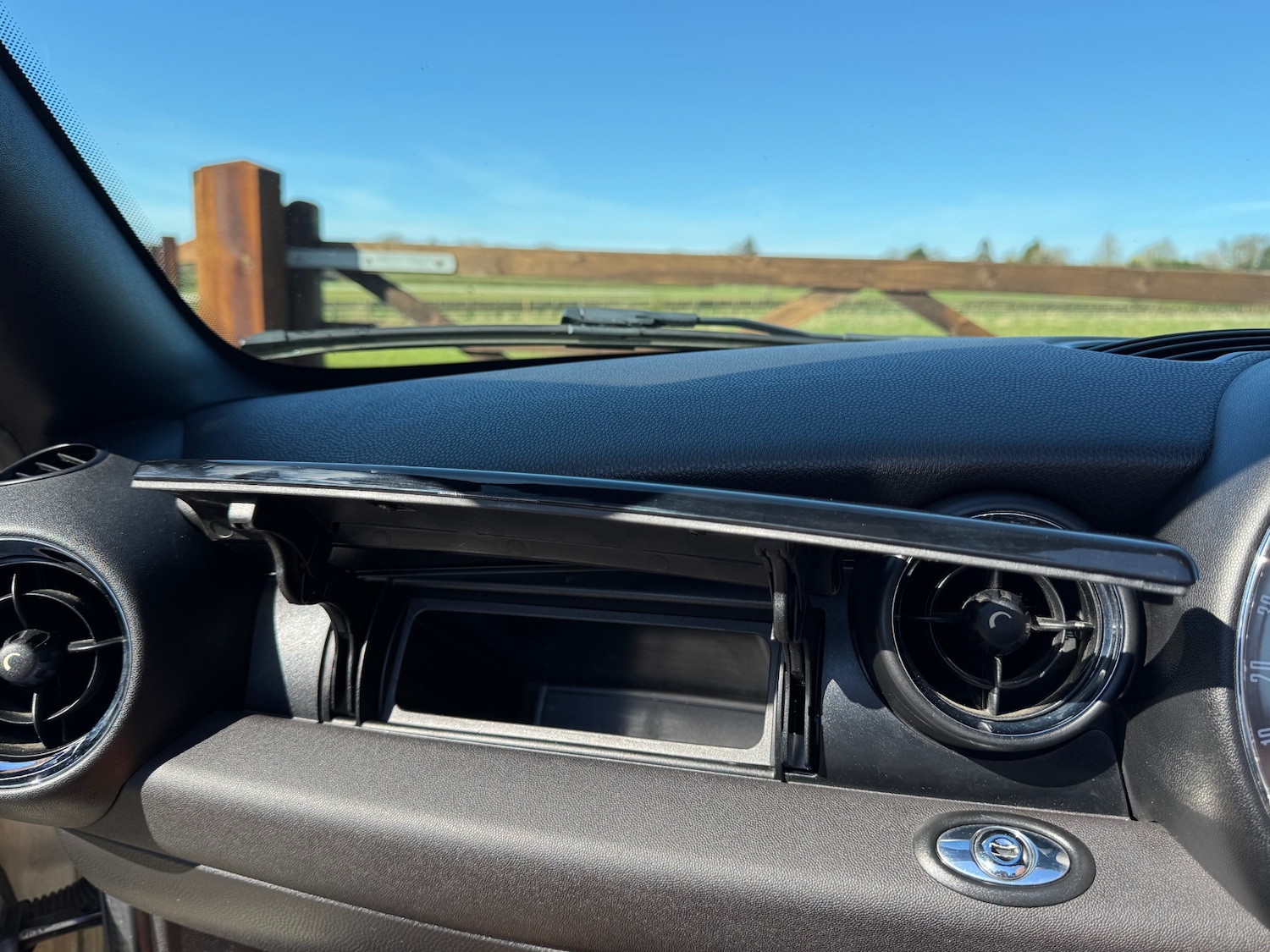 Used MINI Roadster 2015 for sale - 77932682: Photo 5