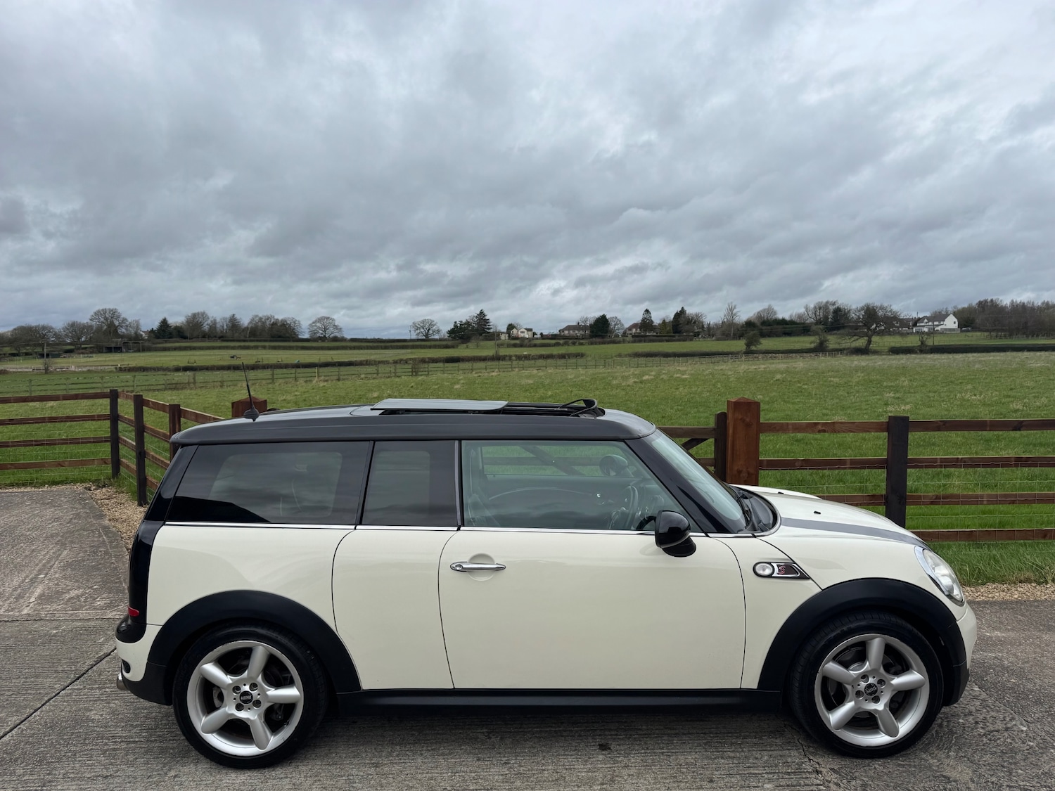 Used MINI Clubman 2009 for sale - 77677426: Photo 17