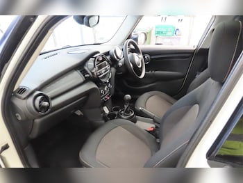 Used MINI Hatch 2015 for sale - 78360363: Photo