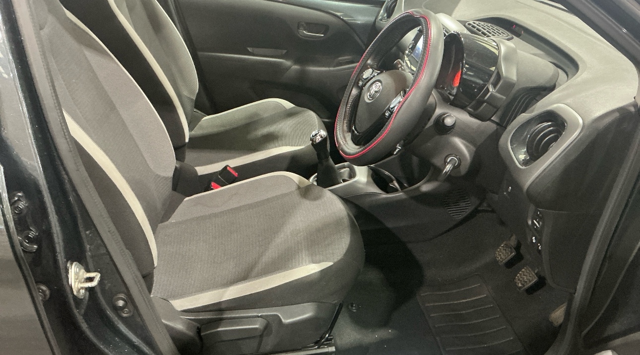 Used Toyota AYGO 2021 for sale - 77222820: Photo 4