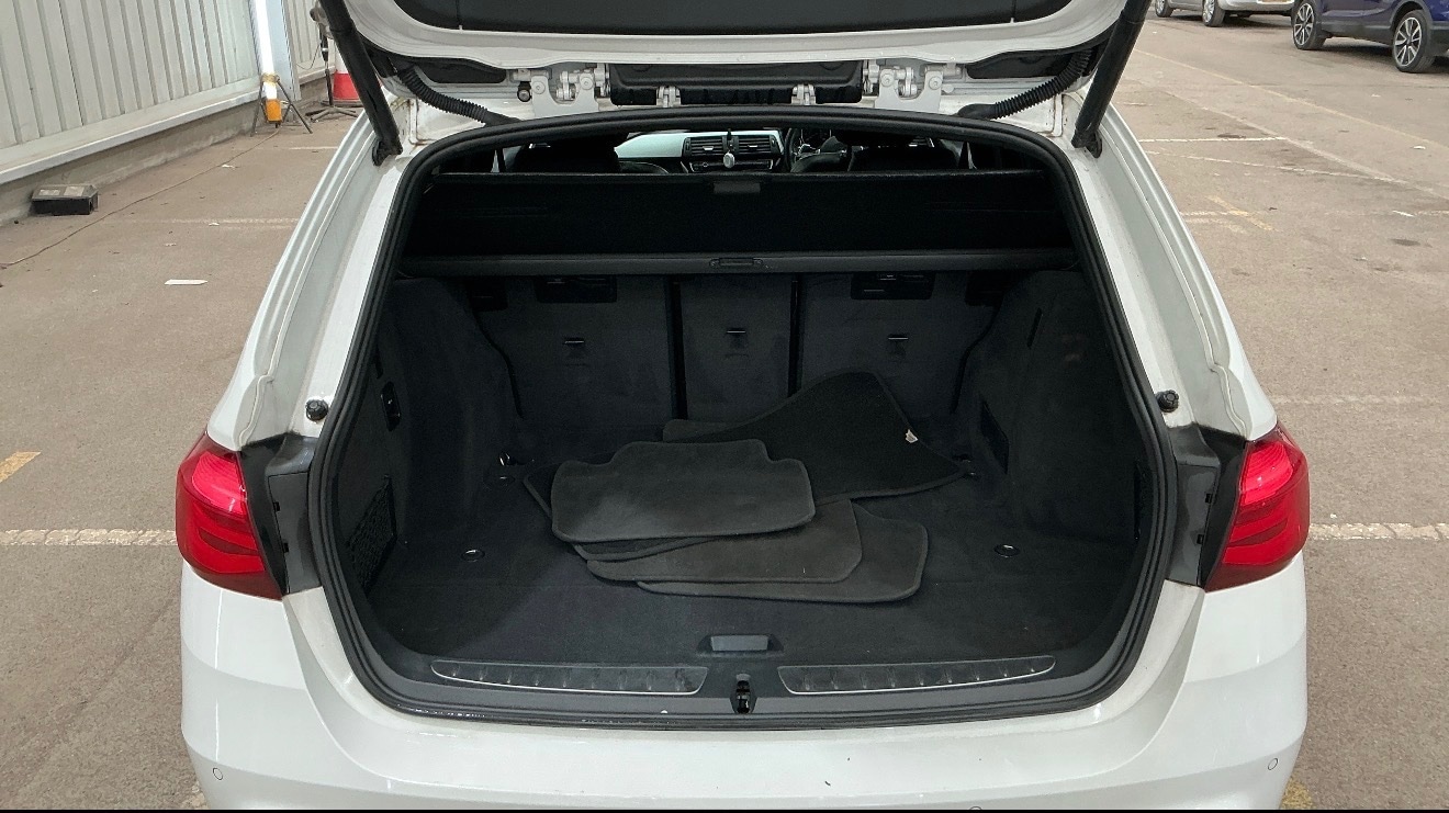 Used BMW 3 Series 2017 for sale - 78004688: Photo 9